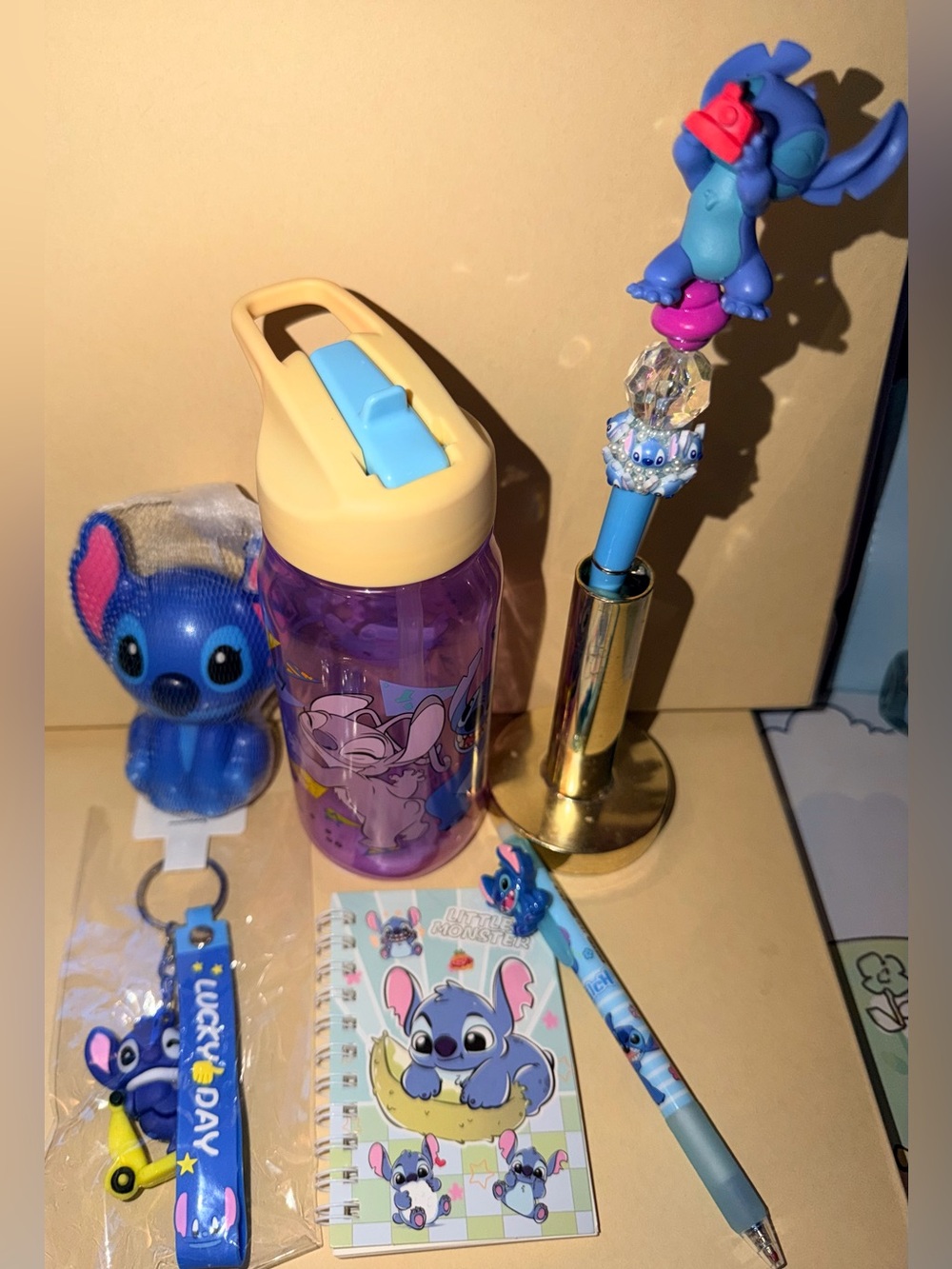 💙NWOT Stitch Accessories Bundle - Picture 1 of 8
